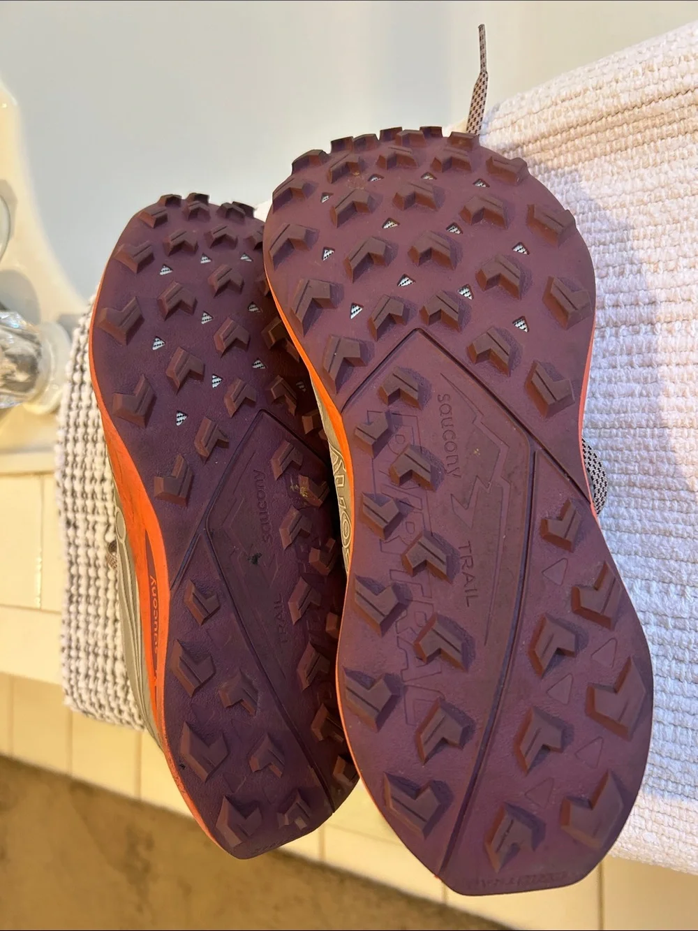 Saucony Oat & Salmon Athletic Trail Running Shoes
